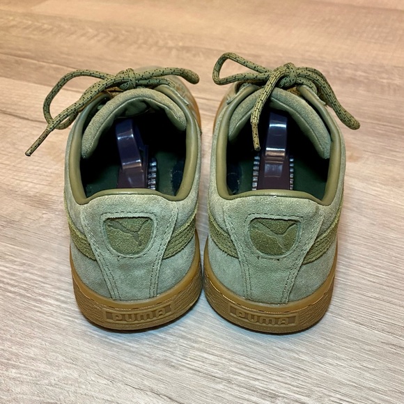 PUMA Basket Trainers. Green Suede with Gum Sole - US Size 6.5C. - Picture 5 of 9